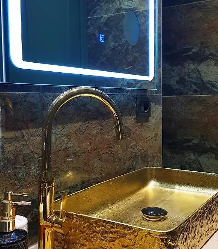 Asi Rooftop 4* Sarande